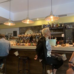 Morrocotuda - Quaint bar