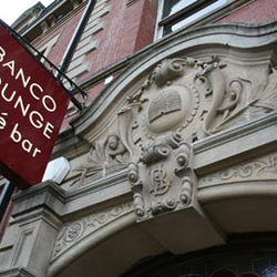 Banco Lounge