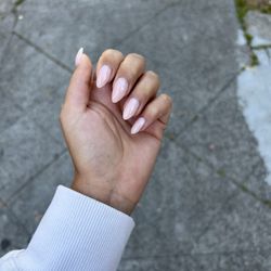 Berkeley Pinkies - Dip manicure