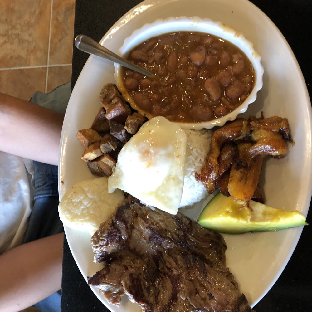 Patacon Pisa'o - Kendall - Bandeja Paisa con carne asada - Colombian Near Me - Miami, Florida Patacon Pisa'o - Kendall - Bandeja Paisa con carne asada - Colombian Near Me - Miami, Florida