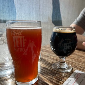 Great Divide Brewhouse and Kitchen - Raspberry ale, and their stout - Brewpubs Near Me - Denver, Colorado
