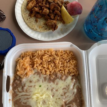 La Costa - Plain chicken taco. Side rice & beans. - Mexican Near Me - Tracy, California