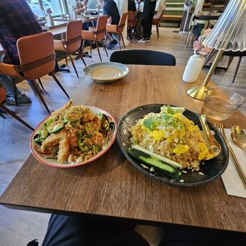 Mahasan - Garlic Prawn and Crab Fat Fried Rice - Thai Near Me - San Mateo, California