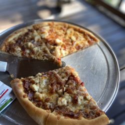Blue Mountain Pizza - Bbq chicken