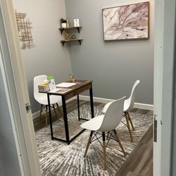 Lundgren Chiropractic Center - Cryo Consultation room.
