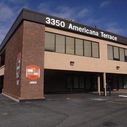 Courtready.com - View of Office from Americana Blvd.
