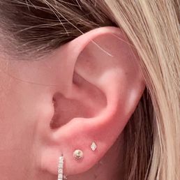 Triple lobe lobe piercings