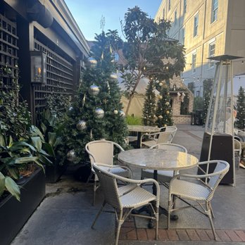 Emeline - Frankie and fox patio - Hotels Near Me - Charleston, South Carolina