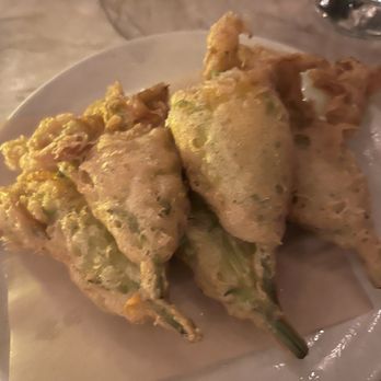 DAMA - Crispy Squash Flowers - Latin American Near Me - Los Angeles, California DAMA - Crispy Squash Flowers - Latin American Near Me - Los Angeles, California