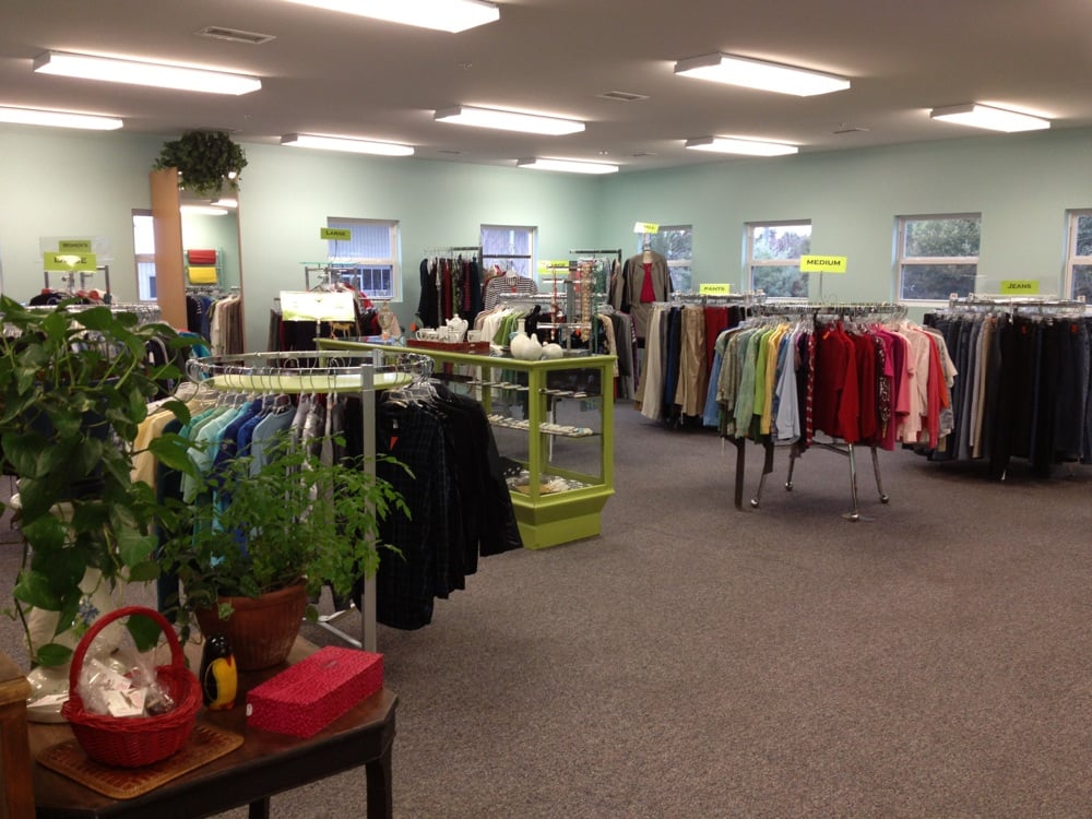 THE THRIFTY BOUTIQUE Updated October 2024 3900 Bridges St, Morehead