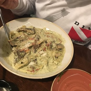 Brelundi - Pesto cream with chicken was really good just needs a bit of salt - Italian Near Me - Waltham, Massachusetts