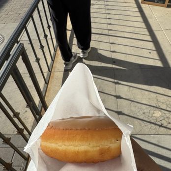 Island Donuts - Maple doughnut - Donuts Near Me - Avalon, California Island Donuts - Maple doughnut - Donuts Near Me - Avalon, California