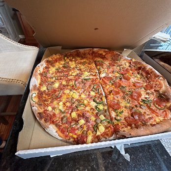 Kaimuki's Boston Pizza - Pizza Near Me - Honolulu, Hawaii