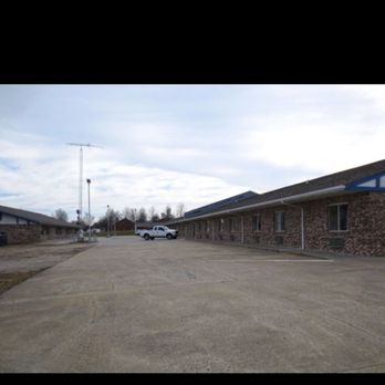 Americas Best Value Inn - Hotels Near Me - Concordia, Missouri