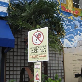Pambiche - Estacionamento proibido a los clientes de Pambiche. !Desculpe la molestia! However, street parking is easily found. - Cuban Near Me - Portland, Oregon Pambiche - Estacionamento proibido a los clientes de Pambiche. !Desculpe la molestia! However, street parking is easily found. - Cuban Near Me - Portland, Oregon