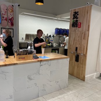 Teazzi - Bubble Tea Near Me - Boston, Massachusetts