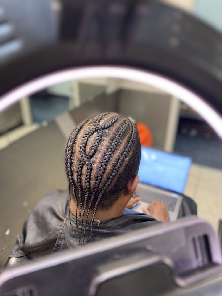 Qute Locz N Lookz Logo