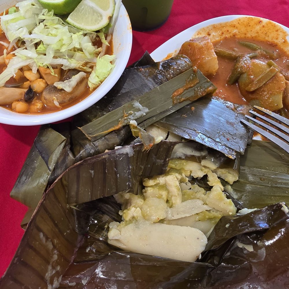 La Flor De Loto - Buffet: pozole, the most amazing green tamales, potato/soyrizo taquitos, and vegetables in sauce - Mexican Near Me - South Gate, California La Flor De Loto - Buffet: pozole, the most amazing green tamales, potato/soyrizo taquitos, and vegetables in sauce - Mexican Near Me - South Gate, California