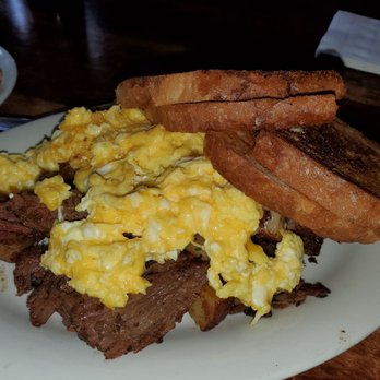 McBob's Pub & Grill - Corn beef hash with eggs - Sandwiches Near Me - Milwaukee, Wisconsin McBob's Pub & Grill - Corn beef hash with eggs - Sandwiches Near Me - Milwaukee, Wisconsin