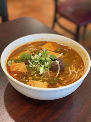 Bún Bò Huynh Dining by null