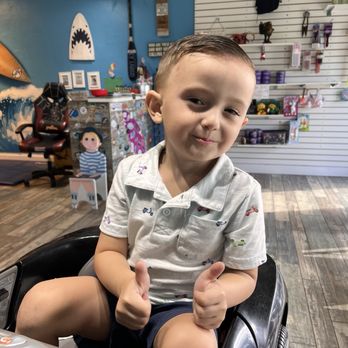 Snipedy DO Dahs Kid Salon - Hair Salons Near Me - Boca Raton, Florida Snipedy DO Dahs Kid Salon - Hair Salons Near Me - Boca Raton, Florida