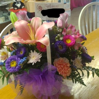 CPS Flowers - Here's the TACKY arrangement made by CPS Flowers! - Florists Near Me - Monterey Park, California