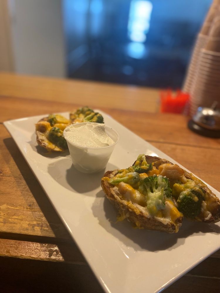 TAVERN AT THE A Updated May 2024 46 Photos 303 Crane Ave