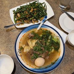 Spicy Beef Noodle Soup, diced chicken with green beans Spicy Beef Noodle Soup, diced chicken with green beans