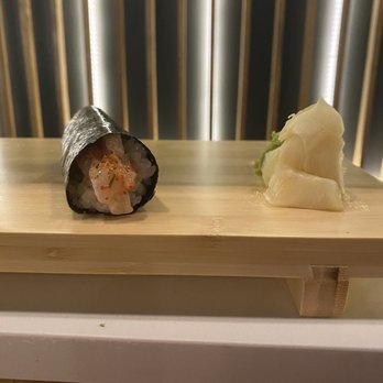 Temakase Hand Roll Bar - 2nd Ave - Spicy Scallop Roll - Sushi Bars Near Me - New York, New York Temakase Hand Roll Bar - 2nd Ave - Spicy Scallop Roll - Sushi Bars Near Me - New York, New York