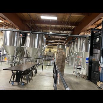 Institution Ale Company - Inside - Breweries Near Me - Camarillo, California Institution Ale Company - Inside - Breweries Near Me - Camarillo, California