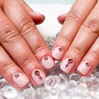 The Manicurist - Pretty pink Swarovski Crystal design - Nail Technicians Near Me - Chicago, Illinois The Manicurist - Pretty pink Swarovski Crystal design - Nail Technicians Near Me - Chicago, Illinois