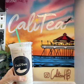 Calitea - Oolong roasted milk tea - Coffee & Tea Near Me - Huntington Beach, California