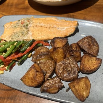 Lazy Dog Restaurant & Bar - New American Near Me - Irvine, California Lazy Dog Restaurant & Bar - New American Near Me - Irvine, California