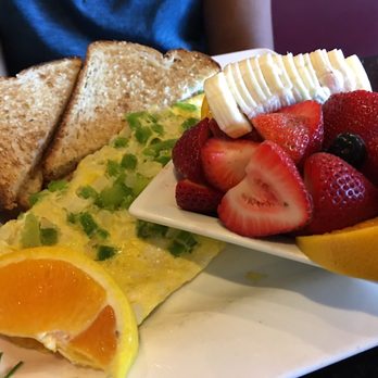 Keke's Breakfast Cafe - Chicken Fajita omelet - Breakfast & Brunch Near Me - Clermont, Florida Keke's Breakfast Cafe - Chicken Fajita omelet - Breakfast & Brunch Near Me - Clermont, Florida