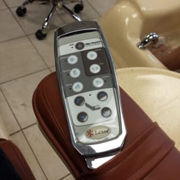 Very up to date spa chairs, easy to use and super comfortable.