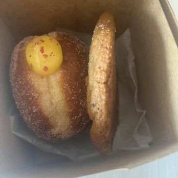 Rose Ave Bakery - Passion fruit donut and banana cookie - Bakeries Near Me - Washington, DC, District of Columbia Rose Ave Bakery - Passion fruit donut and banana cookie - Bakeries Near Me - Washington, DC, District of Columbia