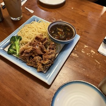 G&Y Bakery Restaurant - Chicken with Black Pepper Sauce over Spaghetti - Coffee & Tea Near Me - San Francisco, California