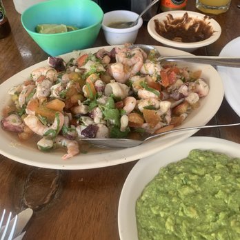 El Camello Jr. - Seafood platter - Mexican Near Me - Tulum, ROO