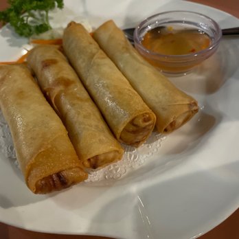 White Coconut Thai Restaurant - Thai Near Me - Burlington, Massachusetts White Coconut Thai Restaurant - Thai Near Me - Burlington, Massachusetts