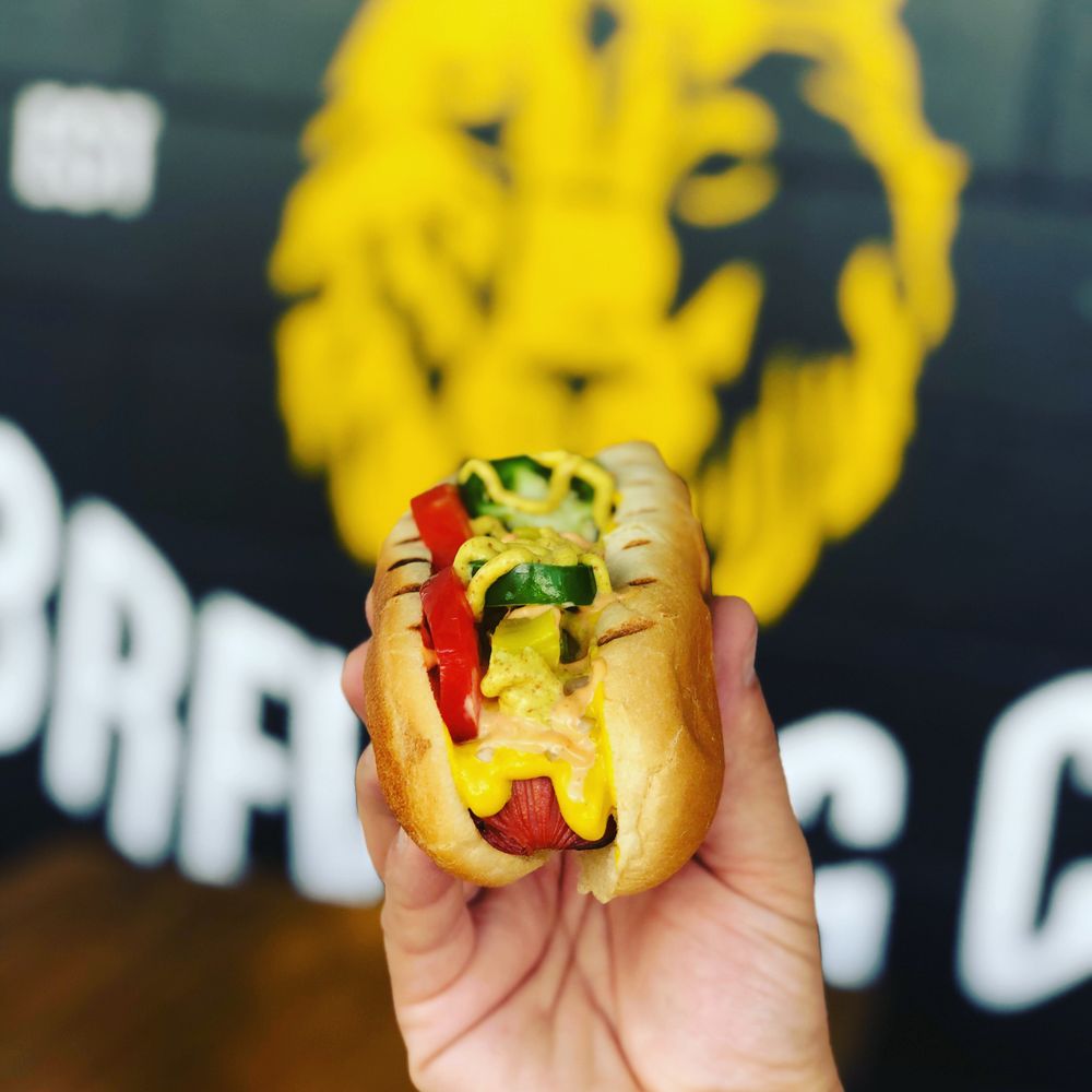 LIONS HOTDOG SHACK Updated July 2024 33 Photos & 17 Reviews 4621