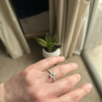 Sierra Moon - Jewelry Near Me - Auburn, California