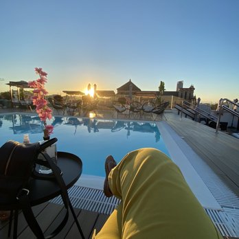 Hotel Zenit Sevilla - Restaurants Near Me - Seville, SE Hotel Zenit Sevilla - Restaurants Near Me - Seville, SE