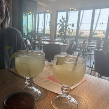 La Parrilla Mexican Restaurant - Two 20 oz classic margaritas - Mexican Near Me - Athens, Georgia La Parrilla Mexican Restaurant - Two 20 oz classic margaritas - Mexican Near Me - Athens, Georgia