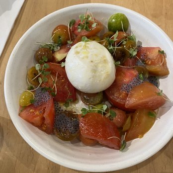 Bachour - Barrera salad - Bakeries Near Me - Coral Gables, Florida