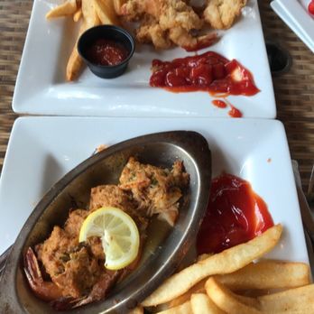 Toccoa Riverside Restaurant - Fried Shrimp, not great and Shrimp stuff crab, ok. Overall great atmosphere. - Seafood Near Me - Blue Ridge, Georgia