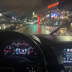 Moe Lux Rides