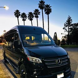 SF City Limo - 2024 Executive Style Sprinter Van