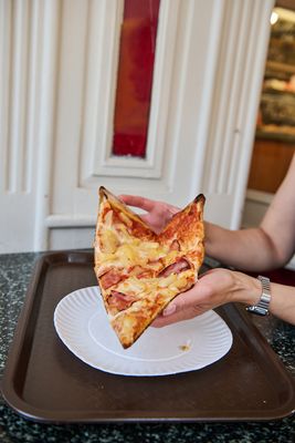 Ray's Pizza & Bagel Cafe