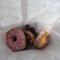 Dunkin' - Classic Donuts