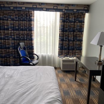 Baymont by Wyndham Addison - Hotels Near Me - Addison, Illinois